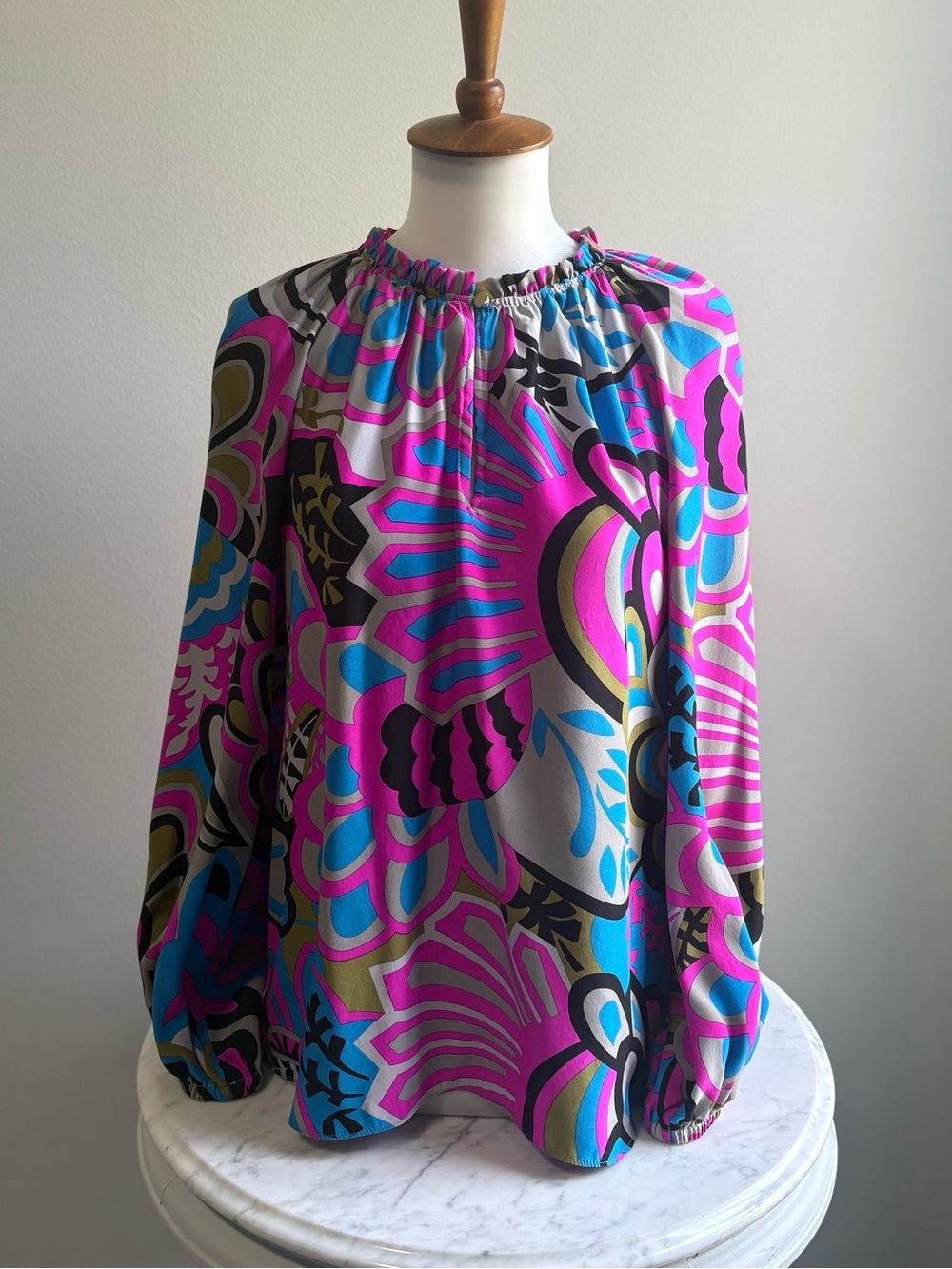 Alice + Trixie Silk Blouse XS Pink Blue Abstract Print Peasant Top